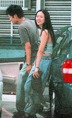 Ngọc nữ N. hẹn hò thiếu gia tập đoàn hơn 14 tuổi, showbiz có thêm đôi