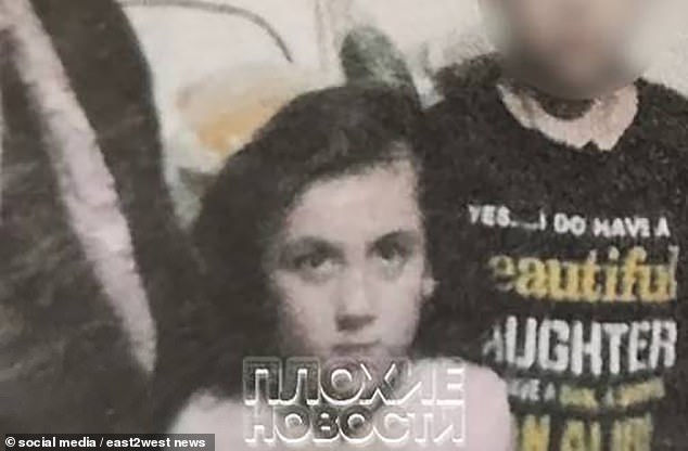 Phẫn nộ tột cùng: Mẹ ném con 3 tuổi vào chuồng gấu, 4 năm sau tiếp tục xuống tay tiếp với chính con mình- Ảnh 2.