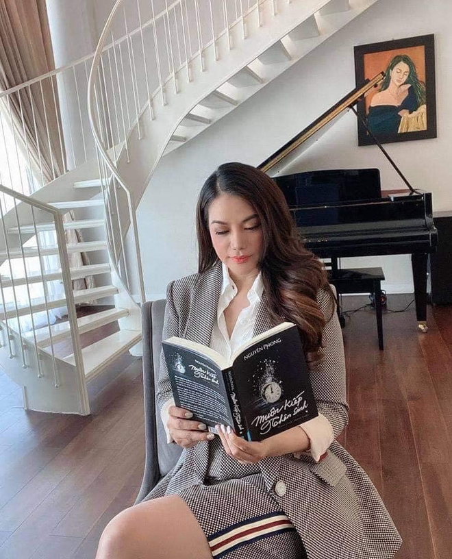 Nữ nghệ sĩ sở hữu penthouse 300m2 ở Quận 2, qua 1 lần đò, U50 vẫn bốc lửa, trẻ đẹp như 30- Ảnh 3. Nữ nghệ sĩ sở hữu penthouse 300m2 ở Quận 2, qua 1 lần đò, U50 vẫn bốc lửa, trẻ đẹp như 30- Ảnh 3.