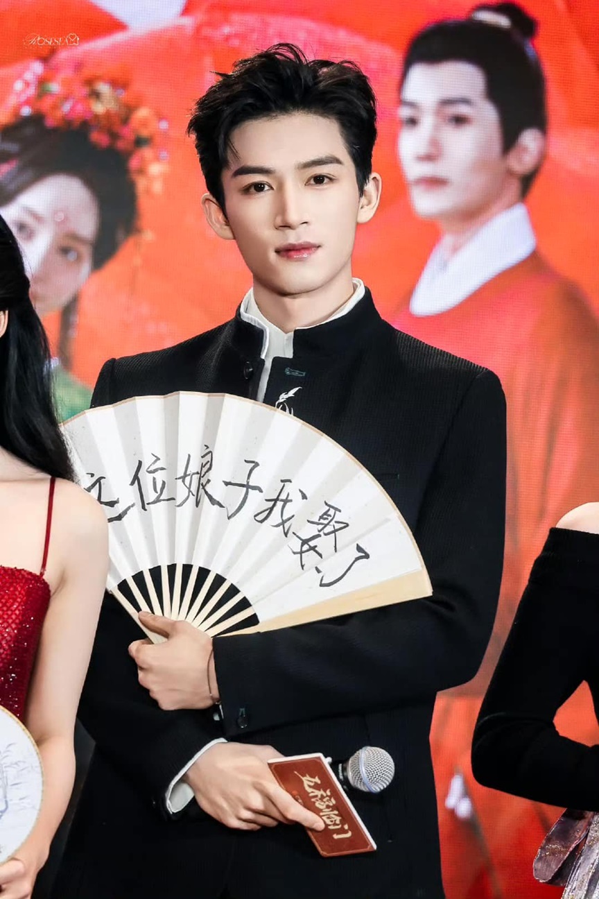 Cặp đôi Hoa ngữ liên tục Cặp đôi Hoa ngữ liên tục