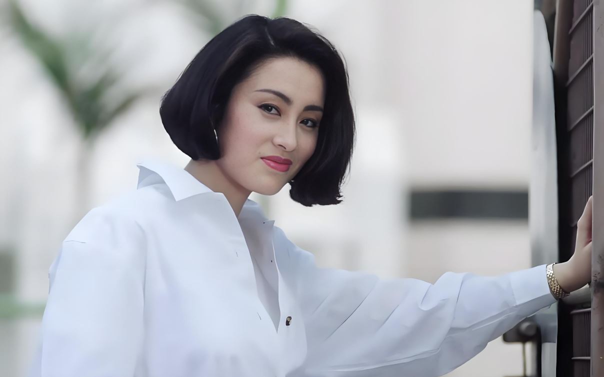 Một thời khiến cả châu Á mê đắm, hai biểu tượng nhan sắc Hong Kong giờ ra sao?- Ảnh 7.