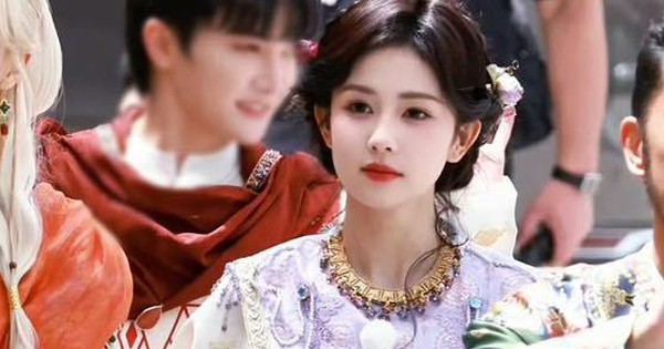 3 "công chúa dị vực" đẹp nhất Trung Quốc chung khung hình đang viral khắp MXH: Netizen "ngất xỉu" tập thể trước cốt cách mỹ nhân 28 3 "công chúa dị vực" đẹp nhất Trung Quốc chung khung hình đang viral khắp MXH: Netizen "ngất xỉu" tập thể trước cốt cách mỹ nhân 11 1744799702367381524059 1744819169094 1744819169369477130711 56 0 347 556 crop 1744819236266143230565jpg