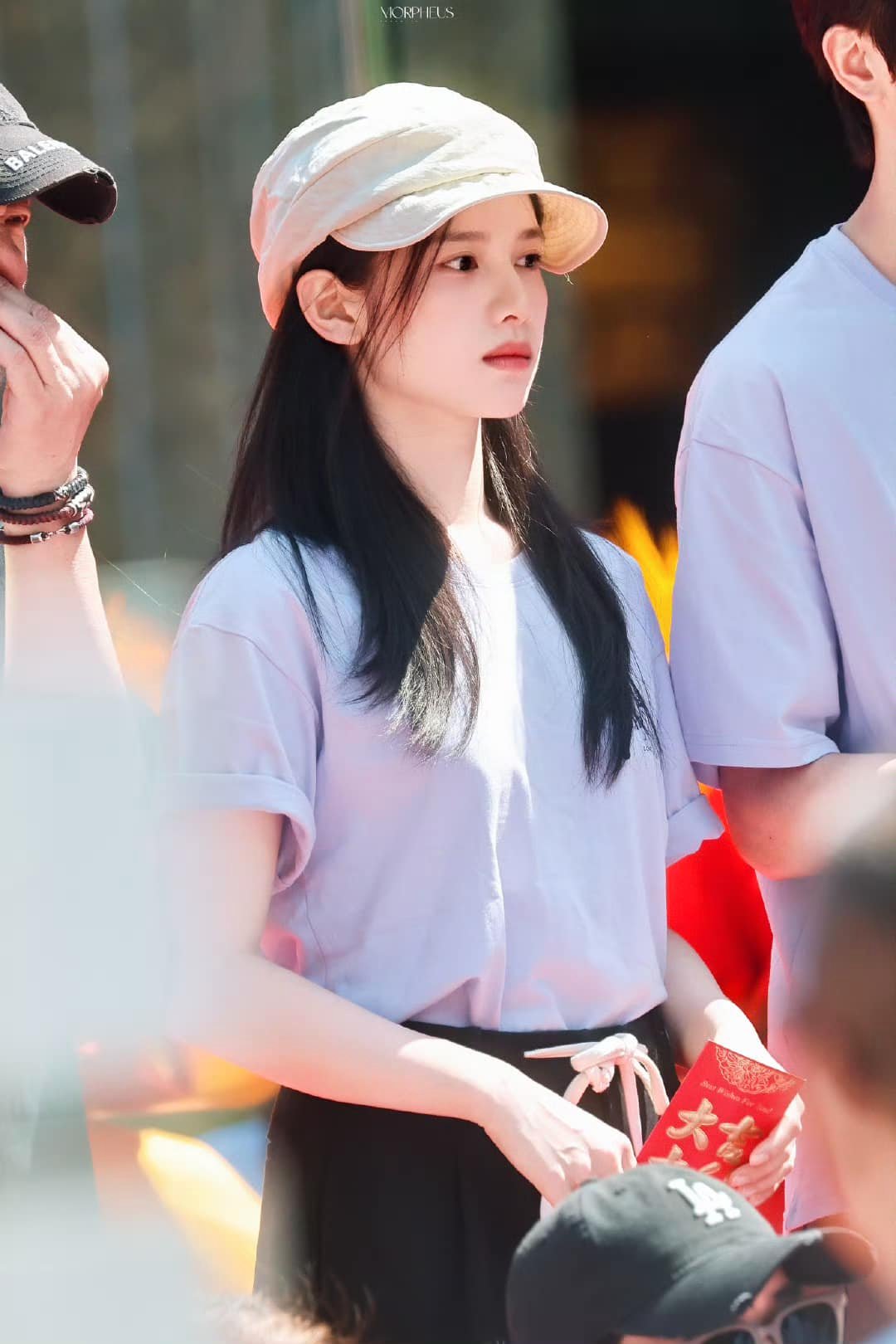 Mỹ nhân Trung Quốc đẹp như ánh nắng ở ngày khai máy phim mới: Nhan sắc đúng chuẩn mối tình đầu- Ảnh 8. Mỹ nhân Trung Quốc đẹp như ánh nắng ở ngày khai máy phim mới: Nhan sắc đúng chuẩn mối tình đầu- Ảnh 8.