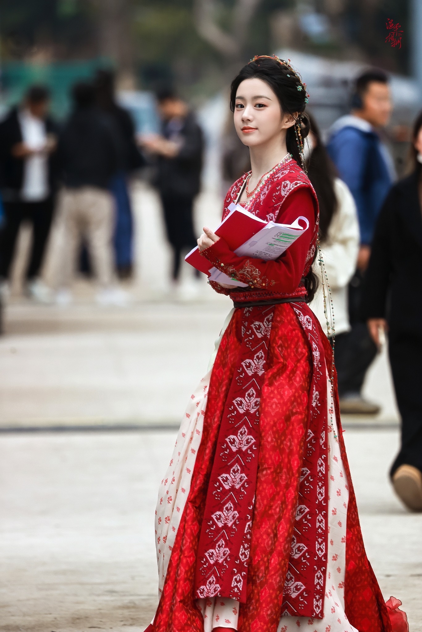 Sốc visual công chúa đẹp nhất Trung Quốc: Dung mạo nghiêng nước nghiêng thành, trắng phát sáng 9 người ngắm 10 người ưng- Ảnh 15.