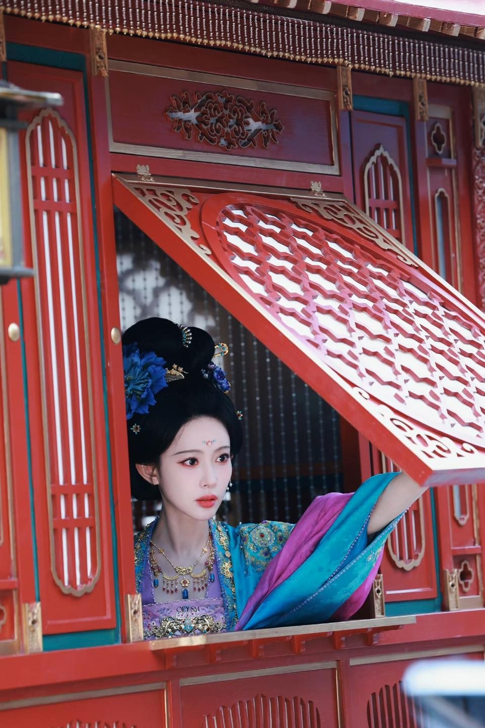 Ai dám chê mỹ nhân này thì bước ra đây nói chuyện: Công chúa cổ trang đẹp nhất hiện tại, góc nào cũng như tranh vẽ- Ảnh 6.