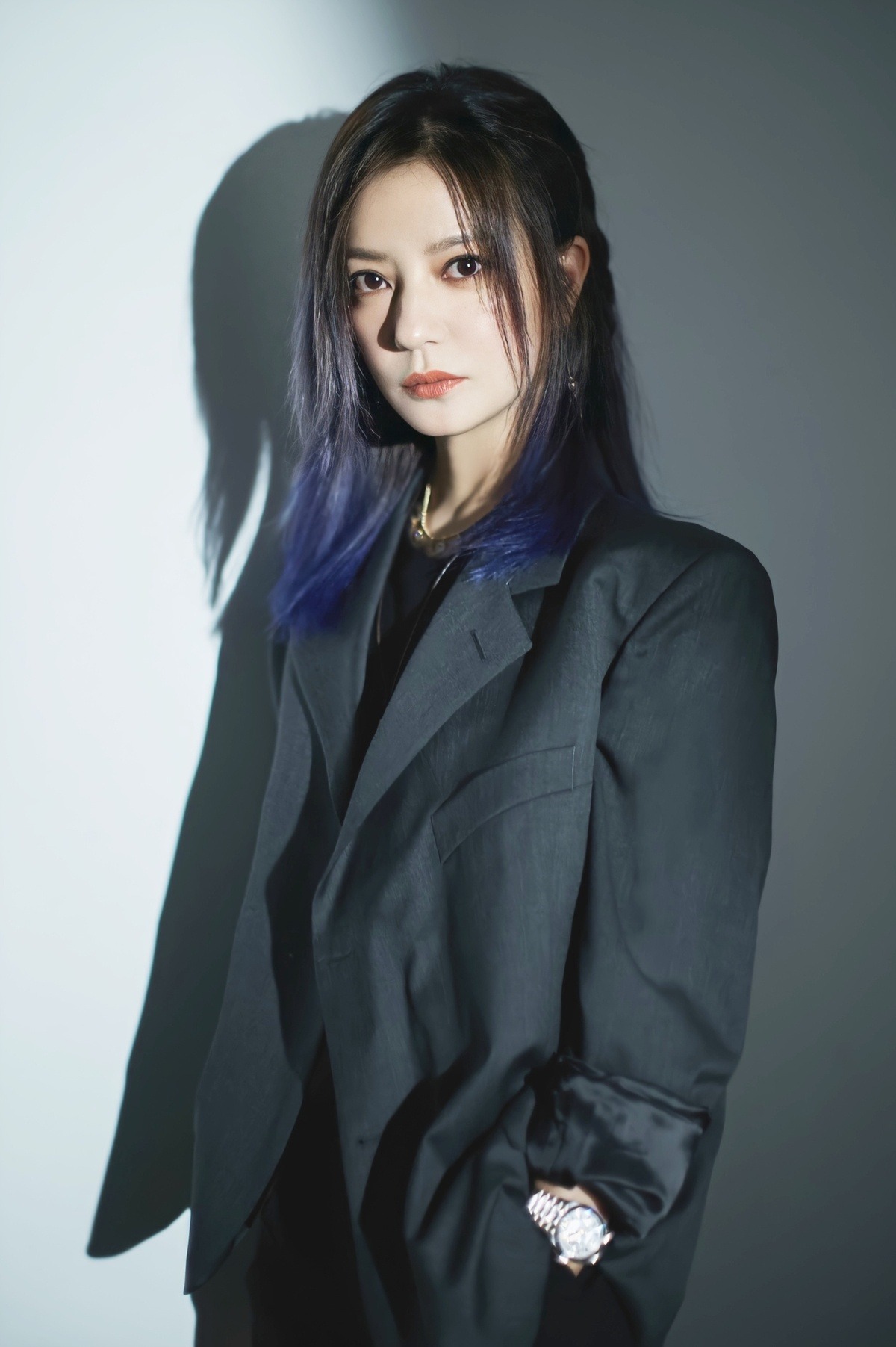 Triệu Vy còn gì sau cú