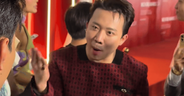 Trấn Thành "nổi đóa" với Lê Dương Bảo Lâm trên thảm đỏ WeChoice Awards 2024, nói 1 câu mà được khen quá chuyên nghiệp 12 1736865526111216916592 2 0 433 824 crop 173686553437470542181png