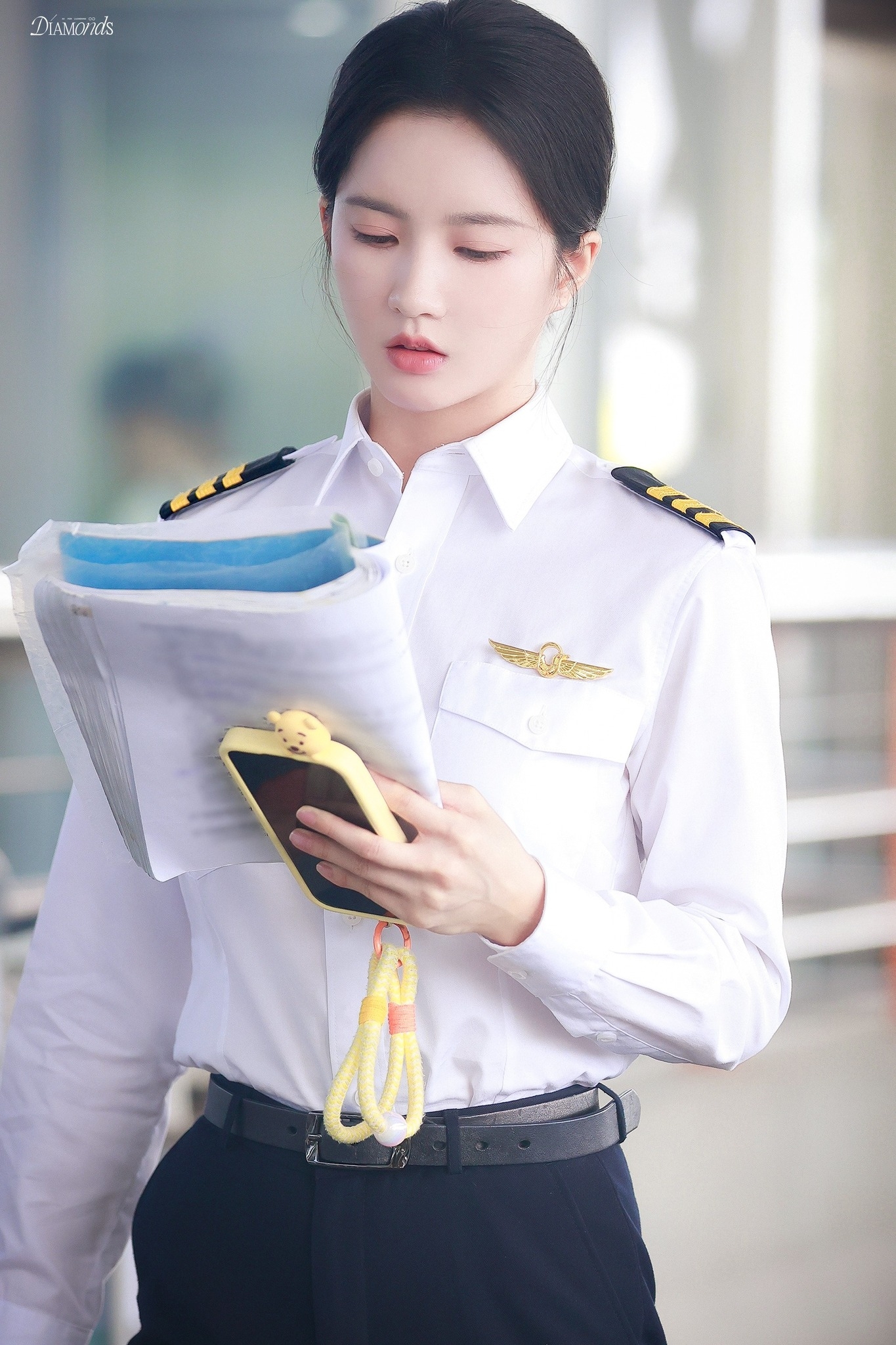 Đám cưới diễn ra ở sân bay đang viral khắp MXH: Nhà gái là cơ trưởng đẹp ná thở, nhà trai là phó tổng hãng hàng không- Ảnh 5.