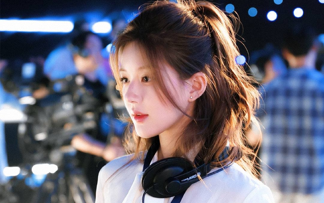 Mở mắt đúng cách là ngắm mỹ nhân này mỗi sáng: Vẻ đẹp lu mờ tất cả, lật tung từ điển không tìm nổi từ để khen- Ảnh 6.