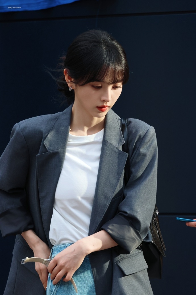 Không thể ngừng mê mỹ nhân có vẻ đẹp như nắng chiếu vào tim: Visual cỡ này ai làm lại, lưu ảnh cả cháy bộ nhớ- Ảnh 14.