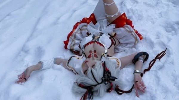 Chacco - Nữ coser thả dáng giữa tuyết trắng nhận về 'bão like' 27 Chacco - Nữ coser thả dáng giữa tuyết trắng nhận về 'bão like' 120250206111246jpg