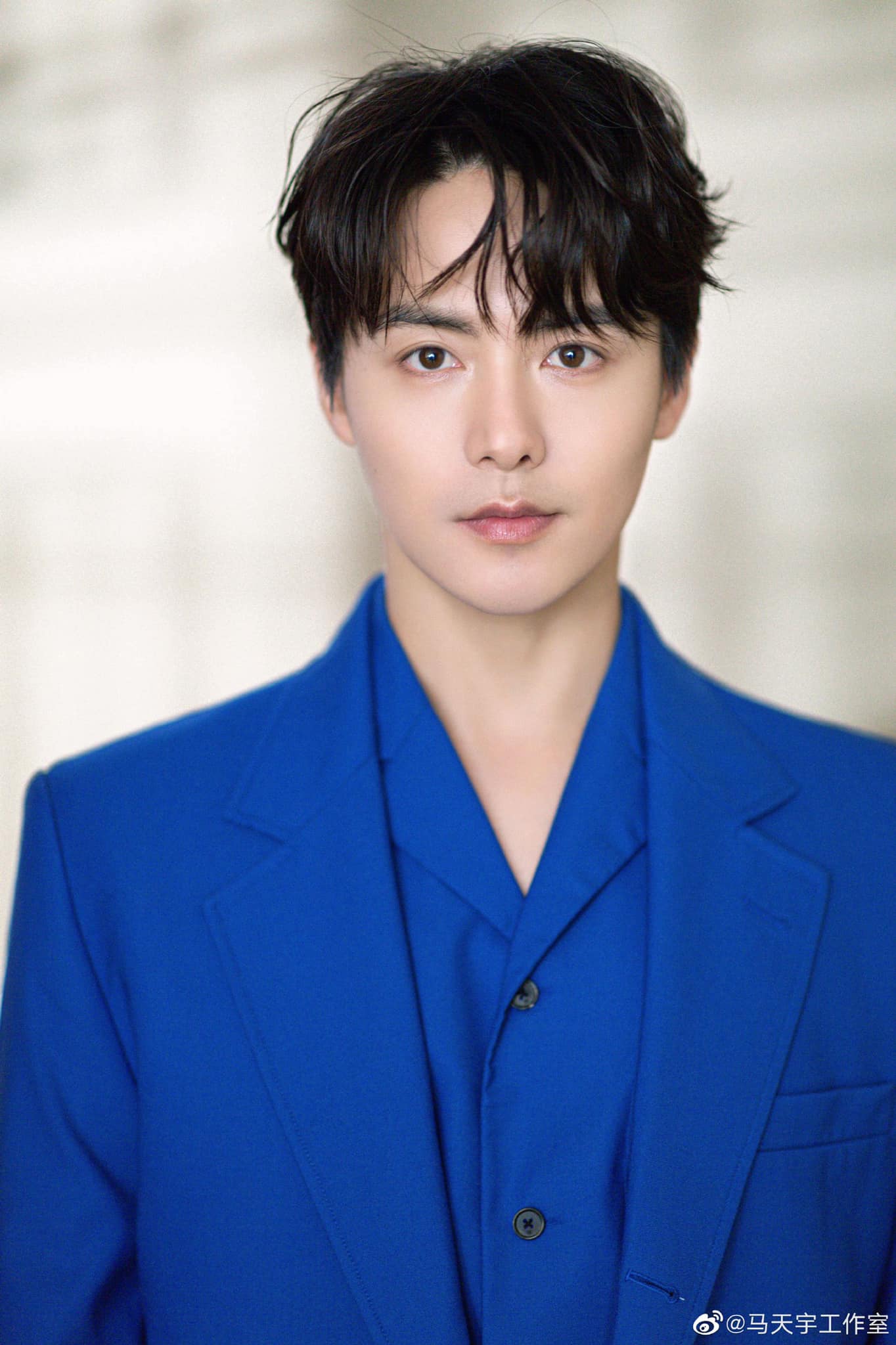 Cái giá phải trả của trai đẹp showbiz có hành vi livestream ngông cuồng, lộ cả Cái giá phải trả của trai đẹp showbiz có hành vi livestream ngông cuồng, lộ cả