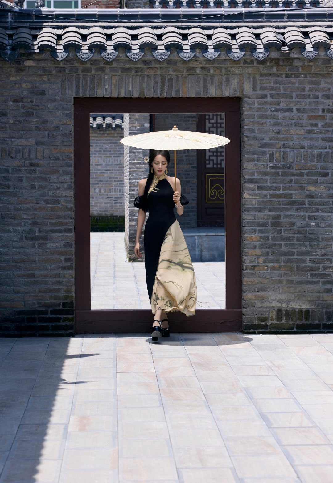 Mỹ nhân Trung Quốc không có đẹp nhất chỉ có đẹp hơn: Nụ cười làm điên đảo cả trời đất, đến sợi tóc cũng tuyệt đối điện ảnh- Ảnh 9. Mỹ nhân Trung Quốc không có đẹp nhất chỉ có đẹp hơn: Nụ cười làm điên đảo cả trời đất, đến sợi tóc cũng tuyệt đối điện ảnh- Ảnh 9.