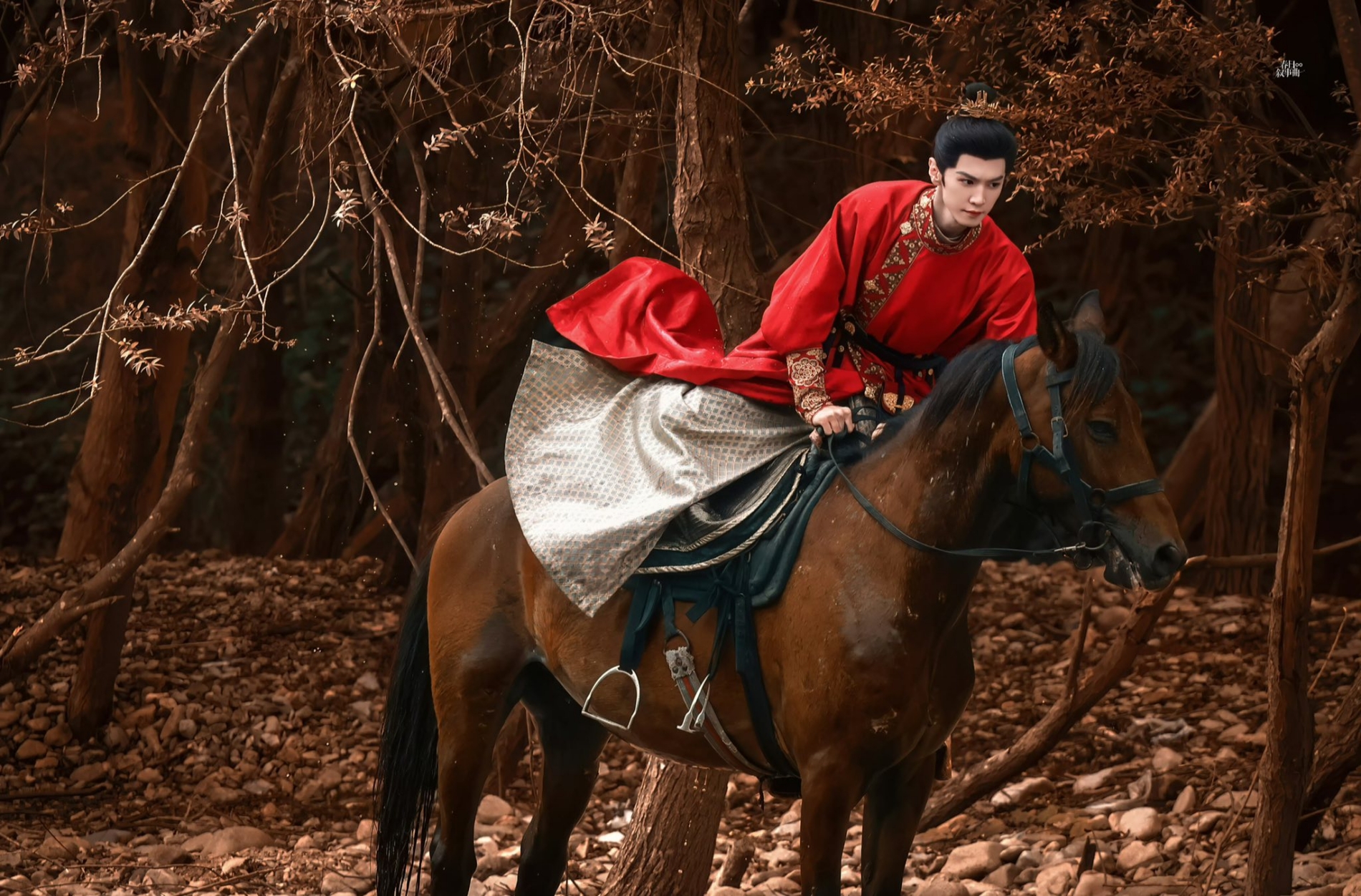 Đừng nói mỹ nam này đẹp như tranh vẽ, vì tranh phải vẽ theo mỹ nam này: Visual đỉnh cao ngắm lác cả mắt- Ảnh 16.