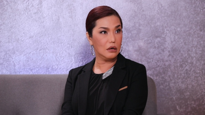 Sao Vbiz bị rối loạn tinh thần sau khi phẫu thuật chuyển giới, suy sụp vì chồng mất do u não- Ảnh 6.