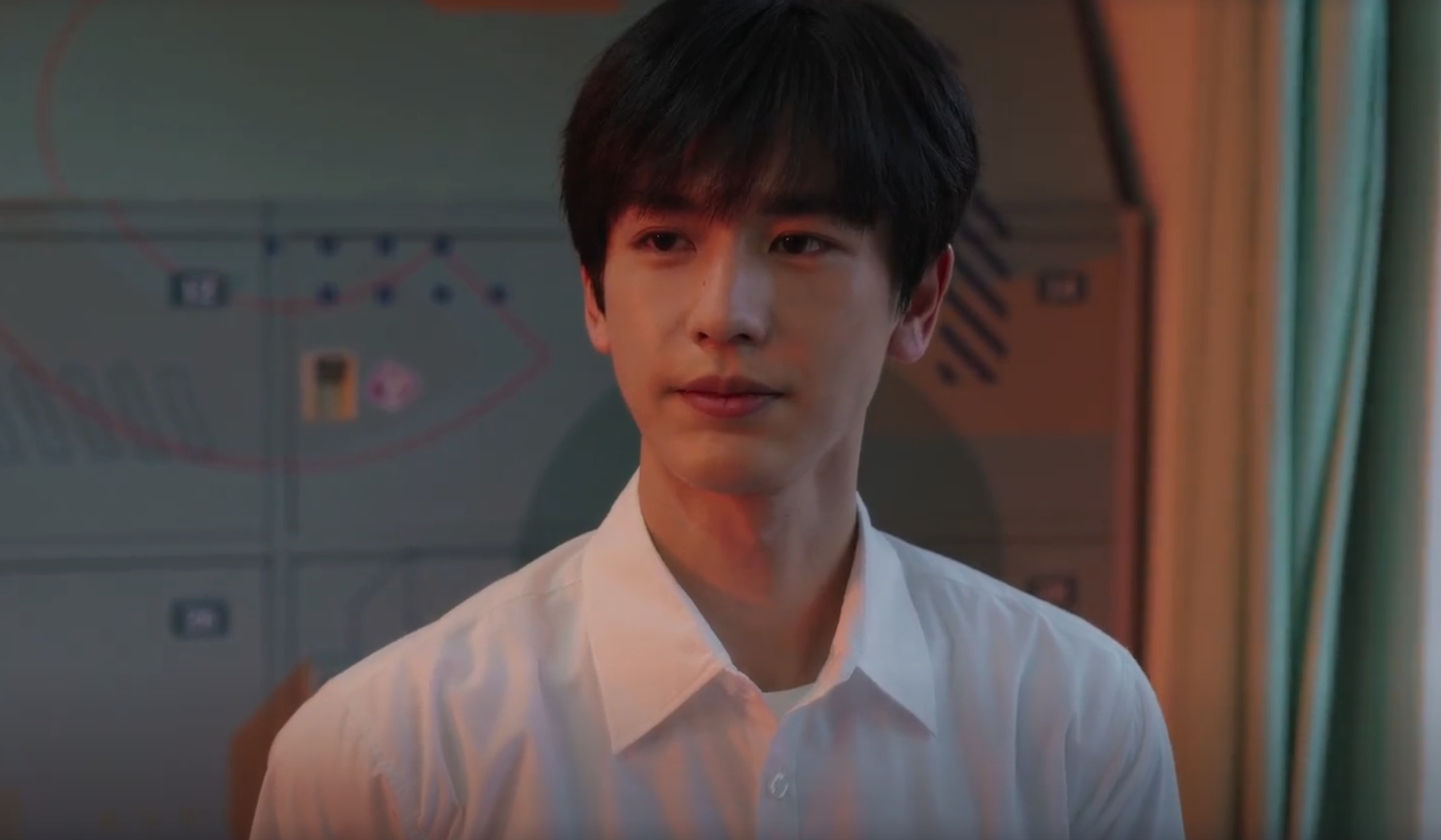 Độc lạ nam chính chỉ lên hình 18 giây: Tưởng được bênh lại nhận rổ gạch đá, bên ngoài đẹp mà lên phim xấu cay mắt- Ảnh 5. Độc lạ nam chính chỉ lên hình 18 giây: Tưởng được bênh lại nhận rổ gạch đá, bên ngoài đẹp mà lên phim xấu cay mắt- Ảnh 5.