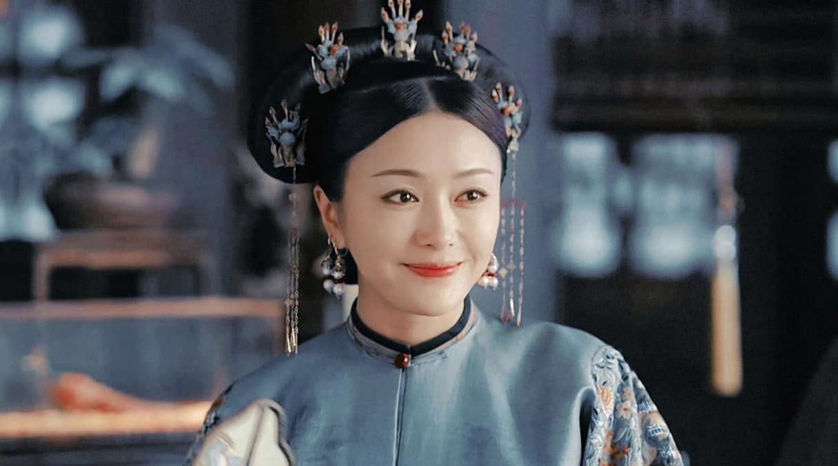 Cả phố náo loạn khi mỹ nhân này vừa bước xuống xe: Người đâu mà đẹp thế không biết, sang đến từng hơi thở- Ảnh 18.