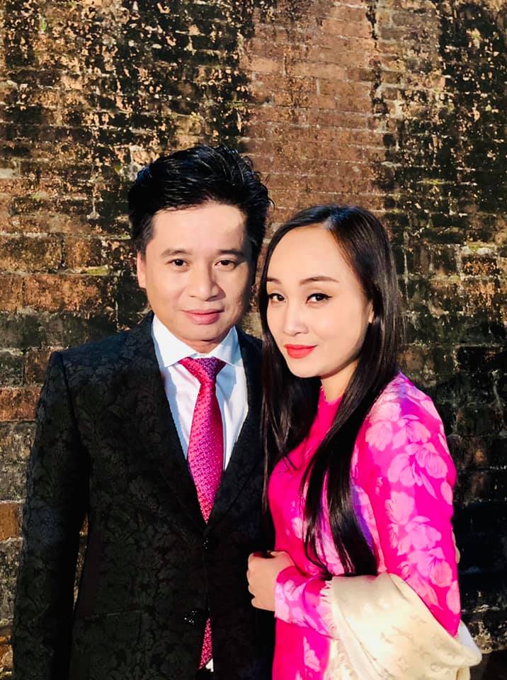 Nữ NSND vừa lên chức giám đốc nhà hát: Mỹ nhân tài sắc vẹn toàn, chồng cũng là lãnh đạo, rất nổi tiếng- Ảnh 3. Nữ NSND vừa lên chức giám đốc nhà hát: Mỹ nhân tài sắc vẹn toàn, chồng cũng là lãnh đạo, rất nổi tiếng- Ảnh 3.