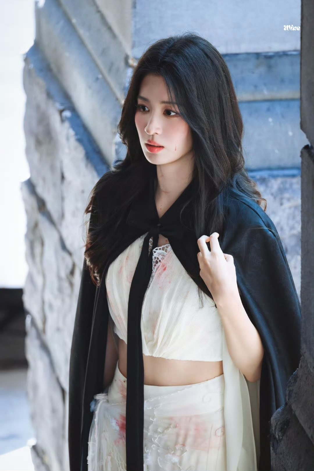 Trung Quốc hiện tại không ai mặc đẹp hơn mỹ nhân này: Visual như báu vật trần gian, siêu mẫu cũng phải gọi bằng điện thoại- Ảnh 15.