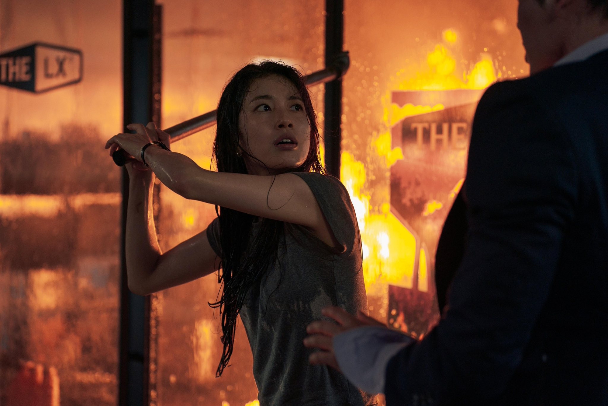 Ngàn lần đội ơn vì phim Hàn này đã đến với thế giới: Không hiểu sao nữ chính đẹp vậy, chắc kiếp trước giải cứu nhân loại- Ảnh 5.