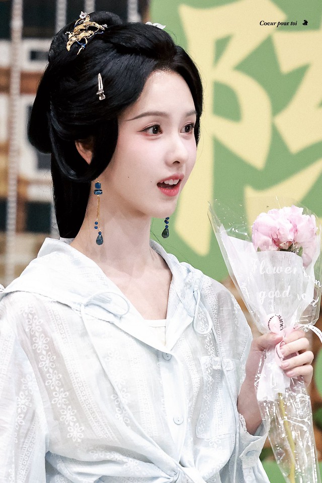 "Tiểu thư" đẹp nhất Trung Quốc 2025 đóng phim cổ trang mới: Visual đúng chuẩn tuyệt sắc giai nhân 15 17485064873582067328144 1748529978155 17485299791531150425001