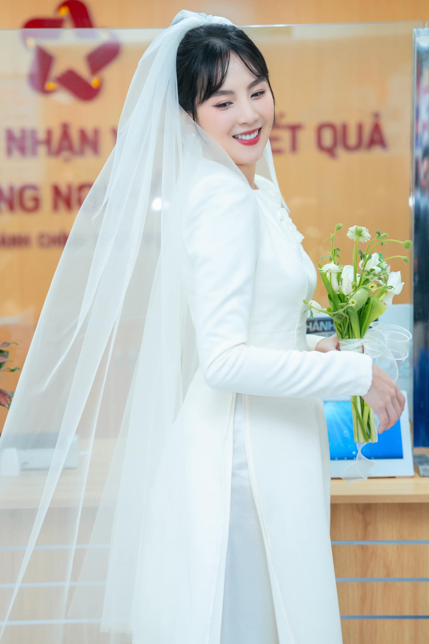 Hé lộ gia thế chồng MC Mai Ngọc: Đón dâu bằng xế xịn, nhìn một góc biệt thự đủ gây choáng- Ảnh 7. Hé lộ gia thế chồng MC Mai Ngọc: Đón dâu bằng xế xịn, nhìn một góc biệt thự đủ gây choáng- Ảnh 7.