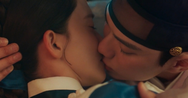 Lần đầu có phim Hàn rating tăng 134% chỉ sau 1 tiếng: Cặp chính chemistry tung toé, visual không ai dám chê 1578867816951082355 1756688078032221394001 1485 70 2017 1087 crop 1756688091491519619076jpg