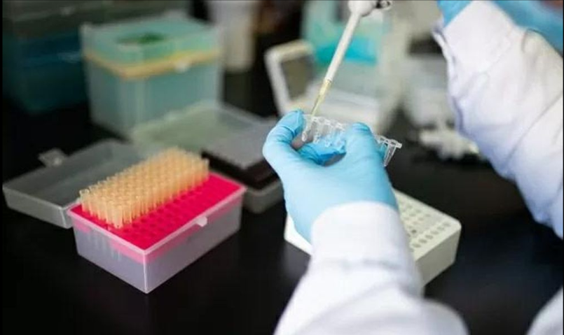 Trung Quốc: Số người nhiễm COVID-19 tăng nhưng ít ca nặng- Ảnh 1.