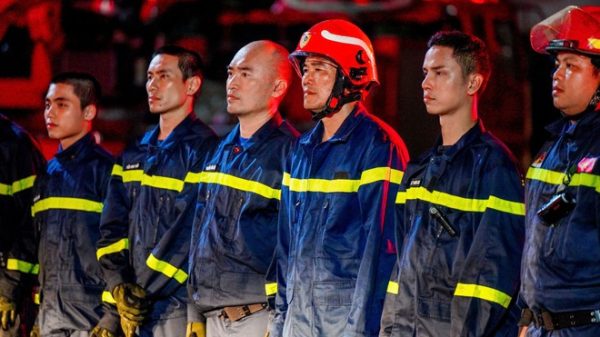 Ám ảnh vụ cháy kinh hoàng ở chung cư Carina, TPHCM khiến 13 người thiệt mạng 27 Ám ảnh vụ cháy kinh hoàng ở chung cư Carina, TPHCM khiến 13 người thiệt mạng 165671f41a54920acb452 1756111239465 1756111240186917215241