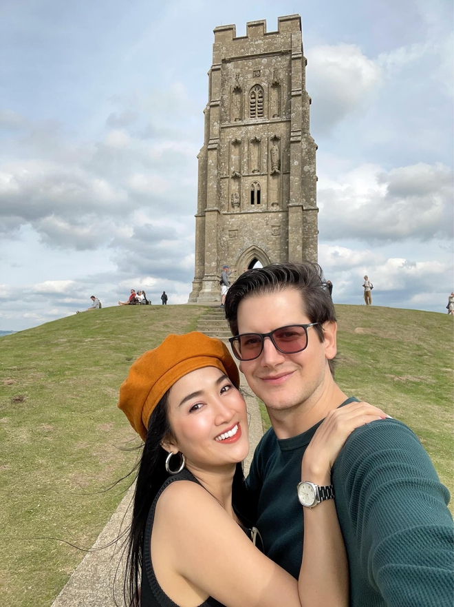 Sao nữ nổi tiếng miền Tây ai cũng biết mặt: Huỷ hôn với bạn trai Tây yêu 12 năm, nhan sắc hiện tại miêu tả bằng 1 chữ!- Ảnh 2. Sao nữ nổi tiếng miền Tây ai cũng biết mặt: Huỷ hôn với bạn trai Tây yêu 12 năm, nhan sắc hiện tại miêu tả bằng 1 chữ!- Ảnh 2.