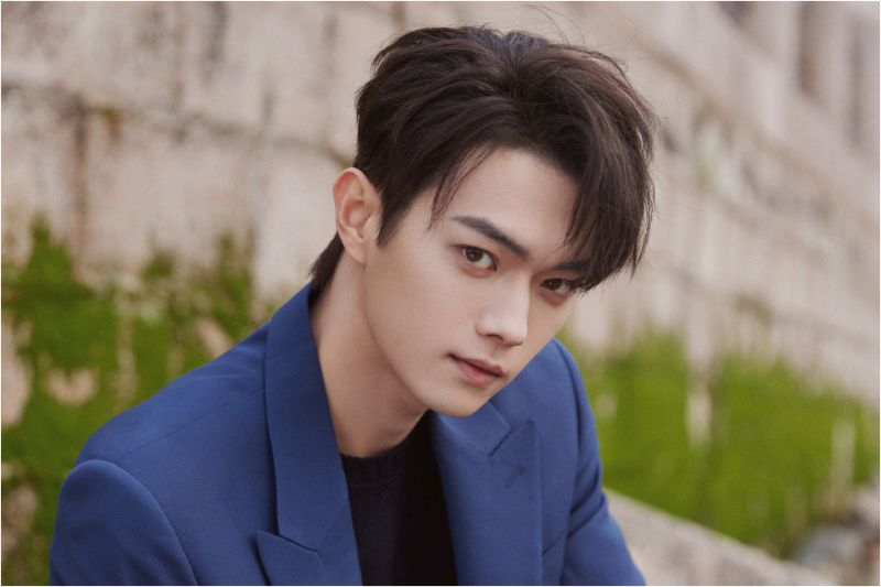 Tài tử Hứa Khải bị bạn gái cũ tố ngoại tình- Ảnh 1.