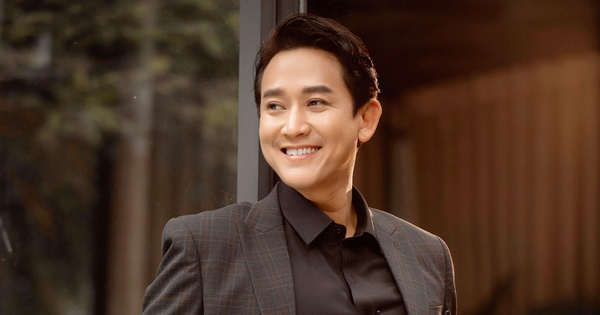 Việt Nam hiếm ai 12 tuổi đã ra dáng tài tử điện ảnh như cậu bé này, visual đỉnh đến mức filter cũng cảm thấy vô dụng 17 1754671066557 1754671067019331041711 105 0 890 1500 crop 1754671099021793500579jpg