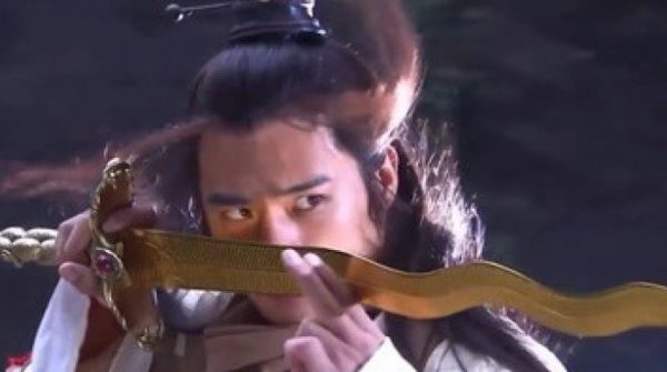 Kiếm hiệp Kim Dung: Thanh kiếm độc đáo và quỷ dị nhất 1735613371 31 thumbnail width740height495 anh cat 3 2 auto cropjpg