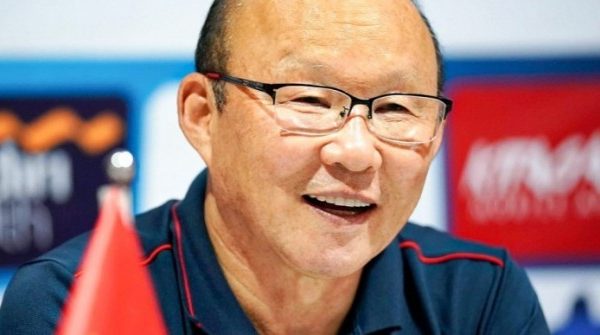 HLV Park Hang-seo chúc mừng đội tuyển Việt Nam, hy vọng Xuân Son sớm hồi phục 1736148876 608 thumbnail width740height495 anh cat 3 2 auto cropjpg