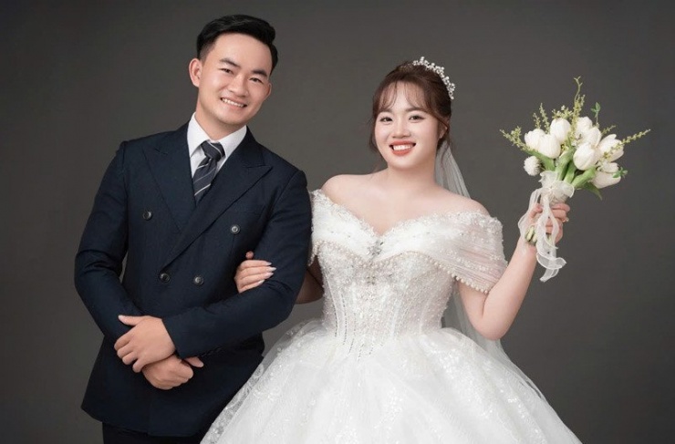 1736255917-dam-cuoi-5-width800height528 Vợ chồng Thùy Dương nên duyên sau 6 tháng quen biết