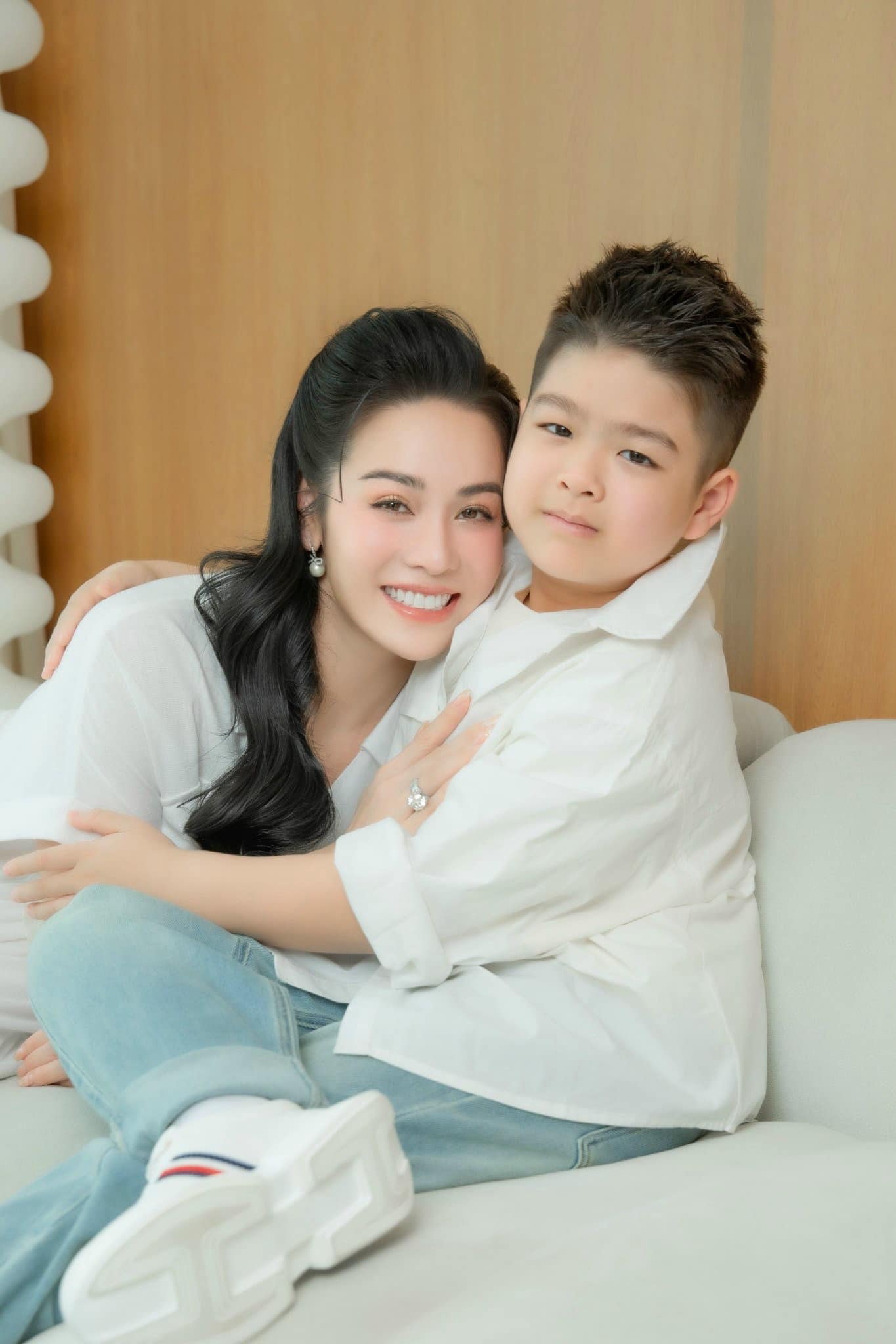 Nhật Kim Anh bất ngờ tiết lộ chuyện tình cảm sau khi cương quyết giữ kín danh tính bố của con thứ 2- Ảnh 3. Nhật Kim Anh bất ngờ tiết lộ chuyện tình cảm sau khi cương quyết giữ kín danh tính bố của con thứ 2- Ảnh 3.