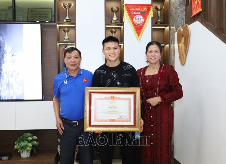 1736560721-52-10136-6-6263-width1400height1017 Soi độ giàu của Phạm Tuấn Hải - nhân vật chỉ cần 8 phút để khiến người Thái sốc nặng - 10