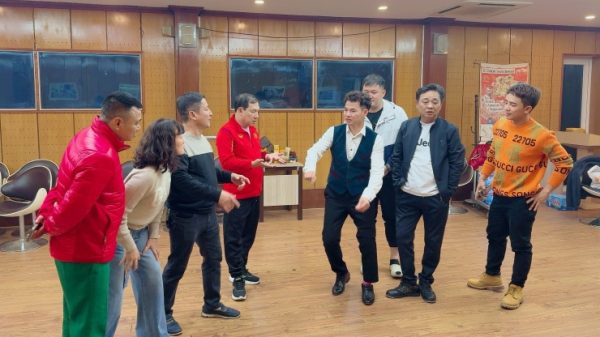 Ai sẽ thay thế đảm nhận vai diễn để đời của NSND Xuân Bắc, NSND Công Lý tại Táo Quân 2025? 30 Ai sẽ thay thế đảm nhận vai diễn để đời của NSND Xuân Bắc, NSND Công Lý tại Táo Quân 2025? 1736640839 6383 tao quan width2048height1536