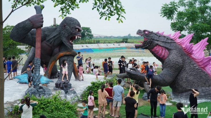 1736987337-w-khai-cut-tay-27jpg-width1920height1080 9X Bắc Giang làm linh vật rắn thân thiện, đáng yêu khiến nhiều người thích thú - 6