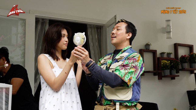 1736997517-bo-tu-4-2288-4732-width645height363 Loạt ảnh hậu trường