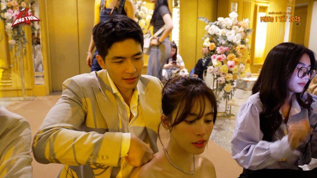 1736997518-bo-tu-9-972-4104-width645height363 Loạt ảnh hậu trường