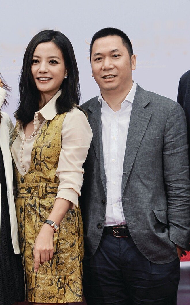 Triệu Vy bị báo Trung gọi là