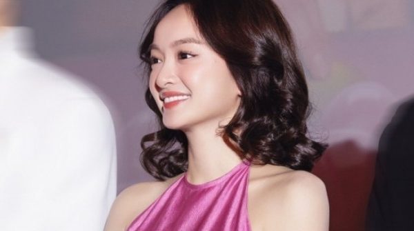 Phim Tết ngập cảnh hôn, đạo diễn Nguyễn Quang Dũng nói gì? 1737686587 542 thumbnail width740height495 anh cat 3 2 auto cropjpg