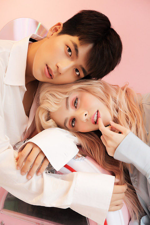 Quốc Anh lỡ miệng gọi tên MLee khi ở cạnh Tiểu Vy, nàng hậu nói đúng 1 câu mà thoát nghi án