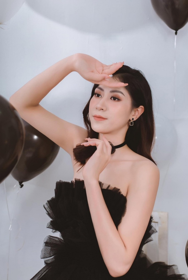 1738044883-kieu-trinh-3-59-76096-width1200height1799 Sắc vóc gây thương nhớ của dàn Hoa khôi bóng chuyền Việt Nam - 3