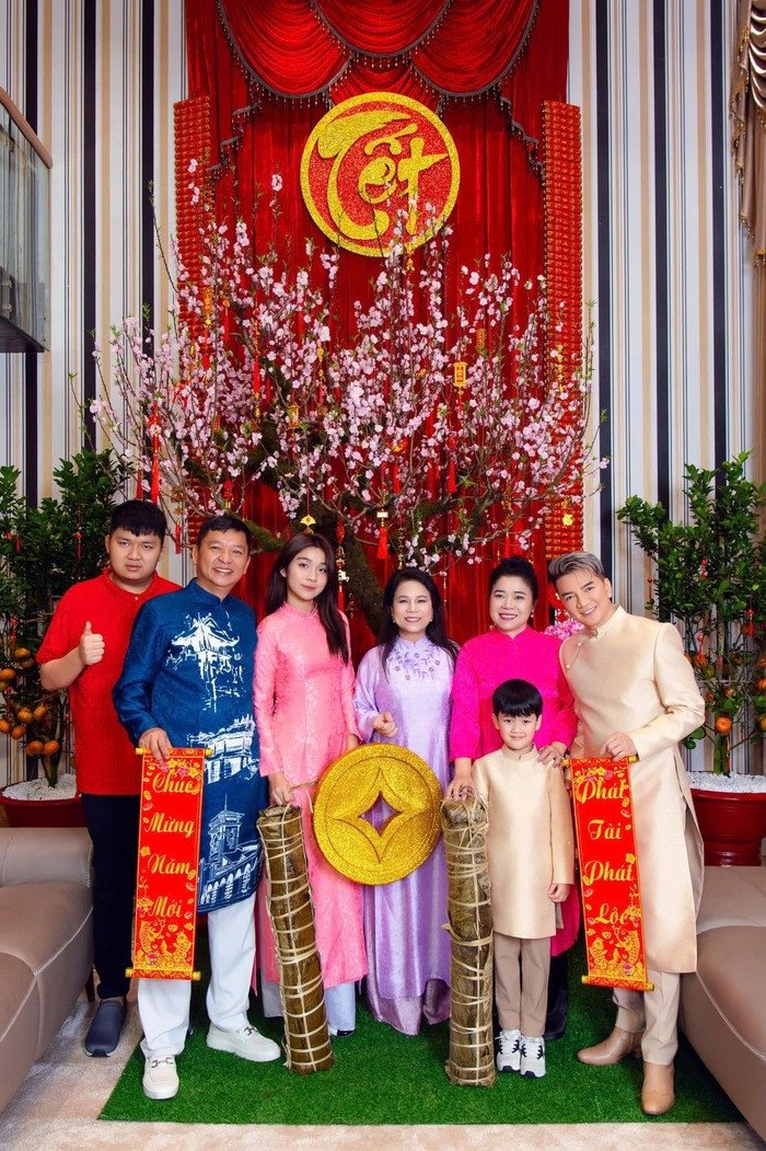 Khoảnh khắc đầu năm mới, Đàm Vĩnh Hưng muốn dùng từ