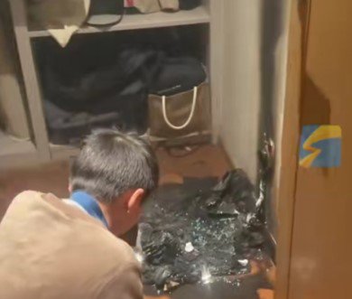 1738212897-nguoi-phu-nu-dung-den-suoi-de-suoi-am-cho-ga-con-khong-ngo-bien-no-thanh-ga-nuong3-02756-width390height331 Người phụ nữ dùng đèn sưởi để sưởi ấm cho gà con, không ngờ biến thành