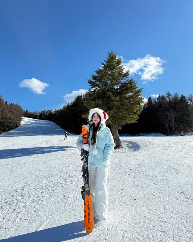 Khai màn năm mới,