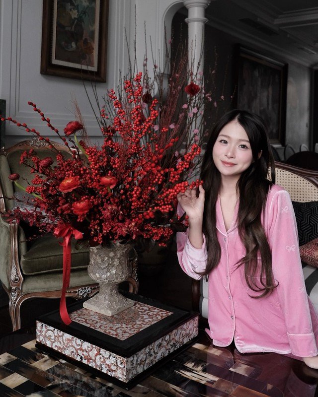 Khai màn năm mới,