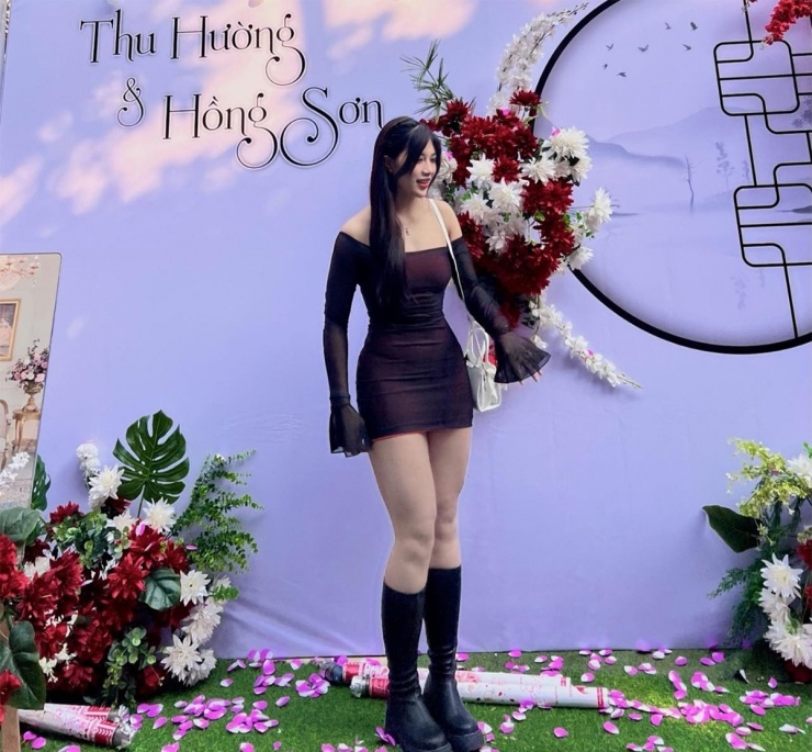 1738984150-t5-8797-width1200height1115 Cô gái nổi tiếng sau màn đấu vật với nam võ sĩ số 1 Việt Nam - 4